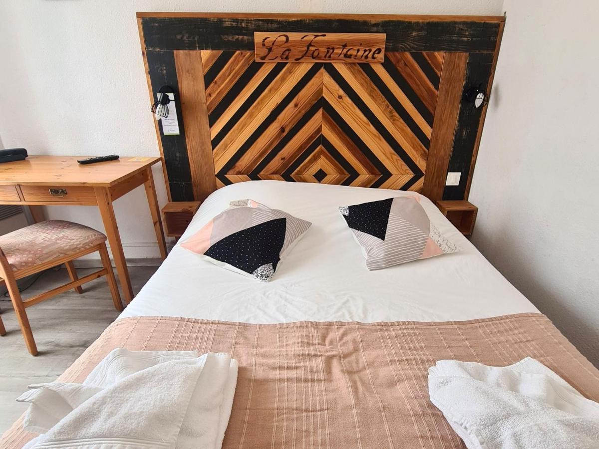 Hotel La Fontaine Saint-Martin-de-Brômes